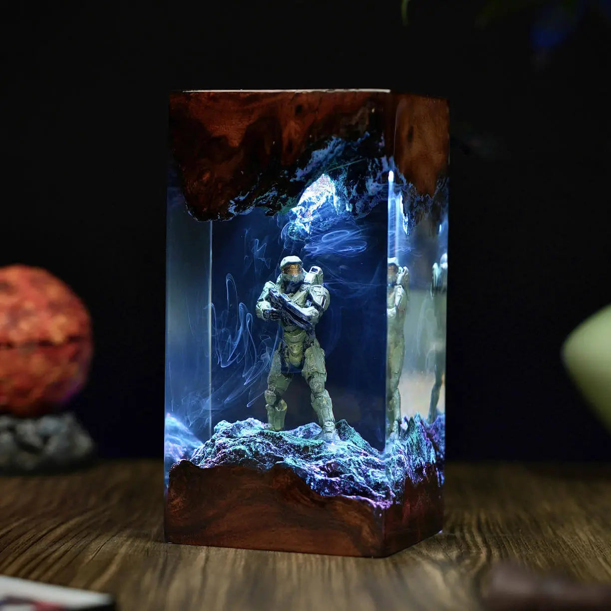 Halo: The Master Chief Collection Resin Lamp