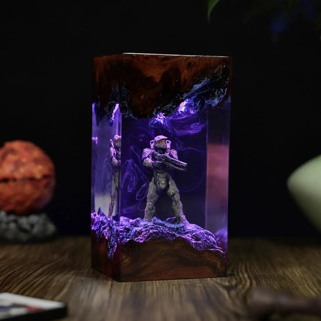 Halo: The Master Chief Collection Resin Lamp