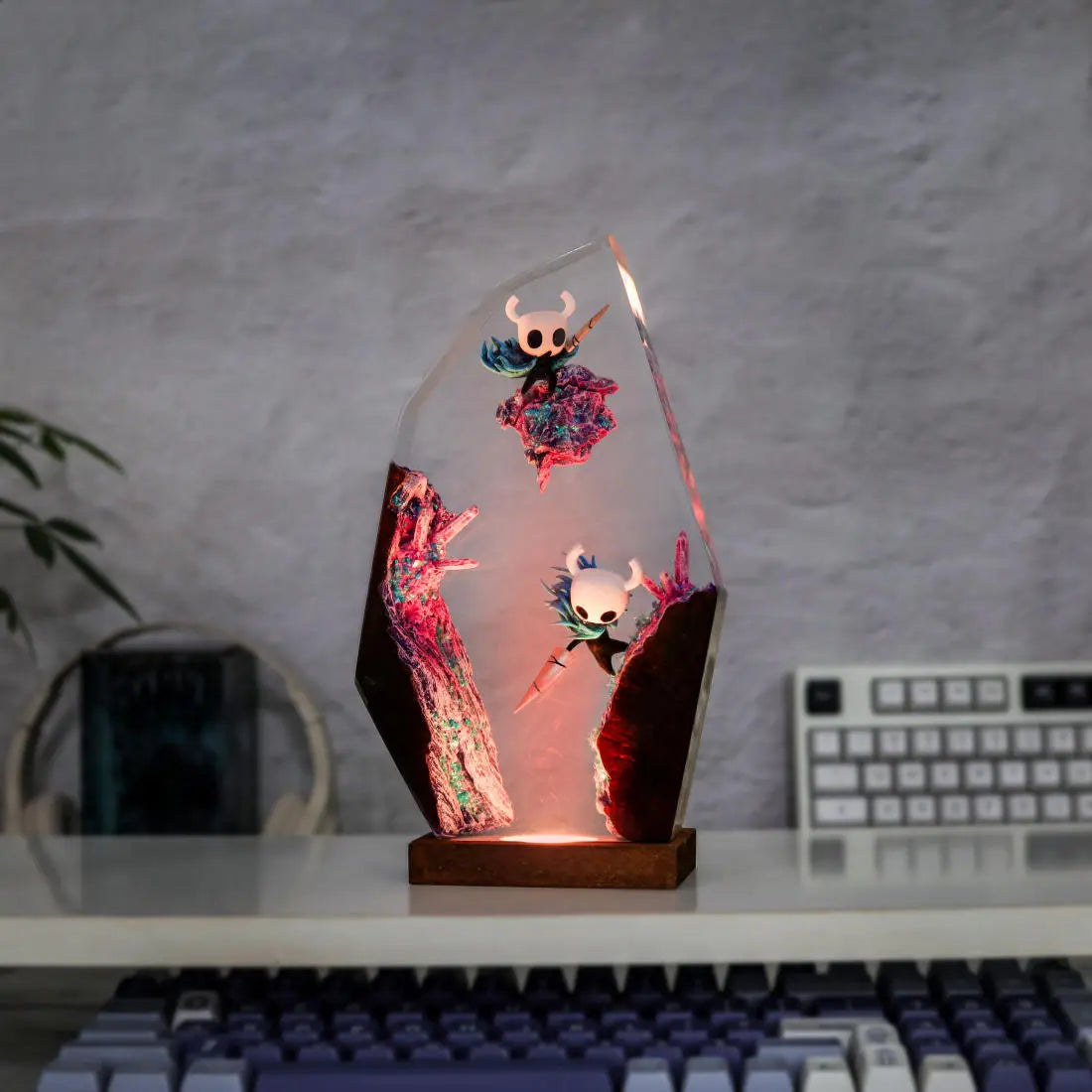 Hollow Knight Ver 3 Resin Lamp